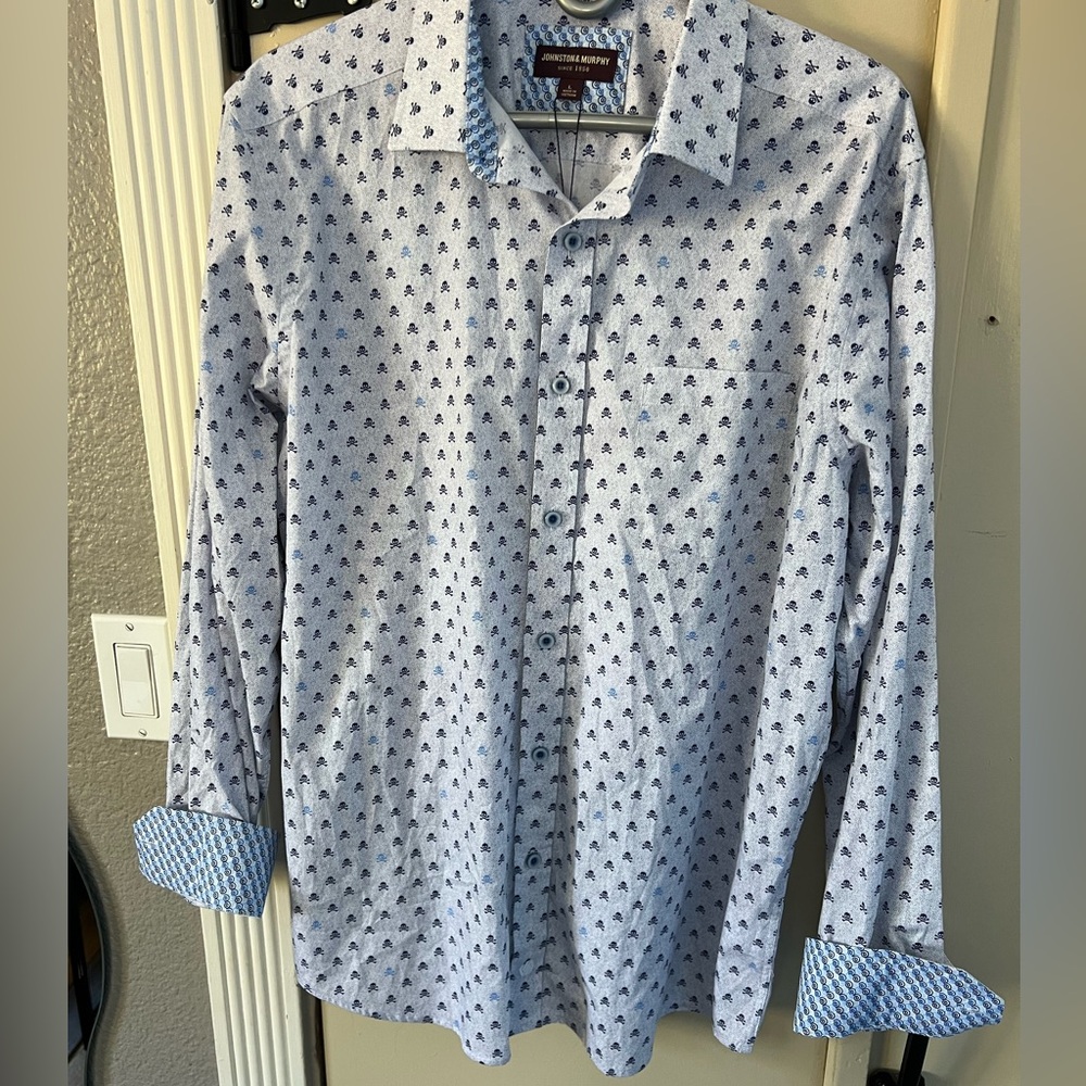 Men’s dress shirt